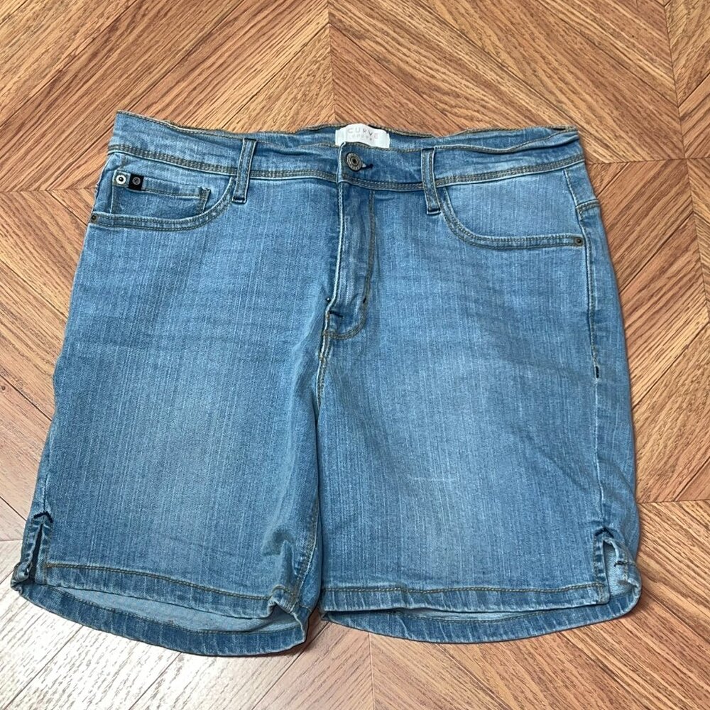 Curve Appeal Shorts